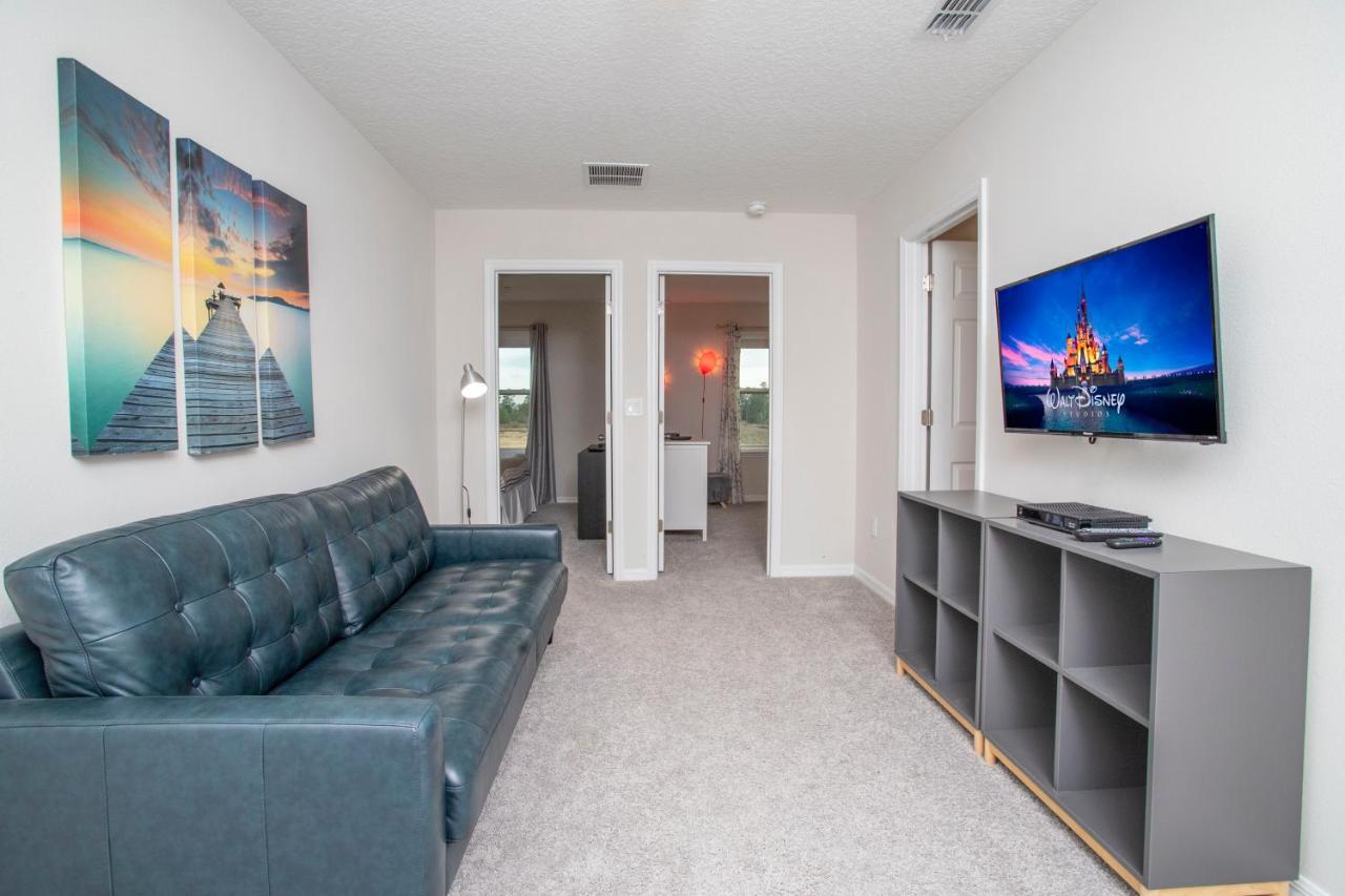 Holiday home Family Friendly Four Bedroom W/ Pool @solararesort 1517 Kissimmee