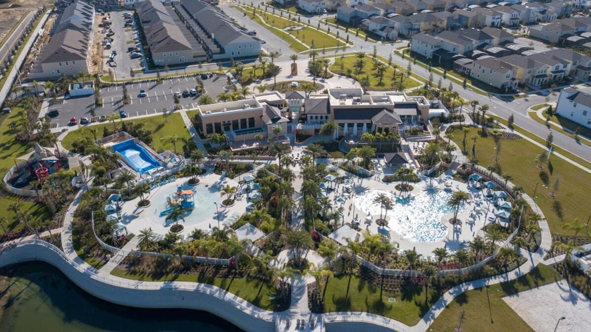 Family Friendly Four Bedroom W/ Pool @solararesort 1517