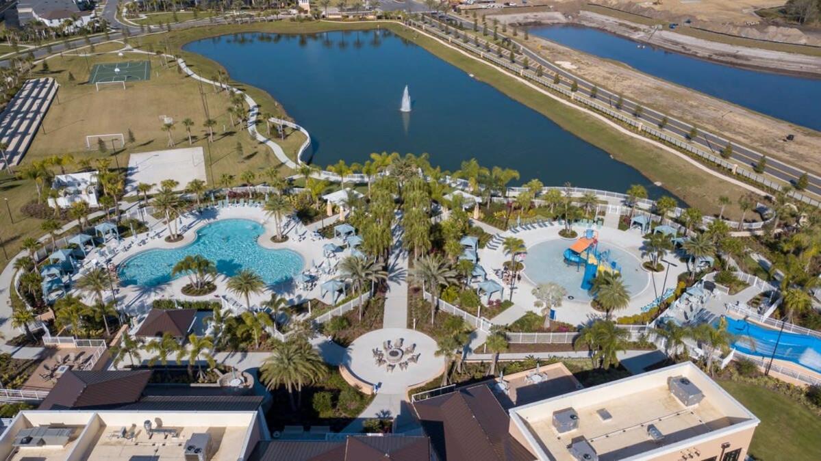 Family Friendly Four Bedroom W/ Pool @solararesort 1517