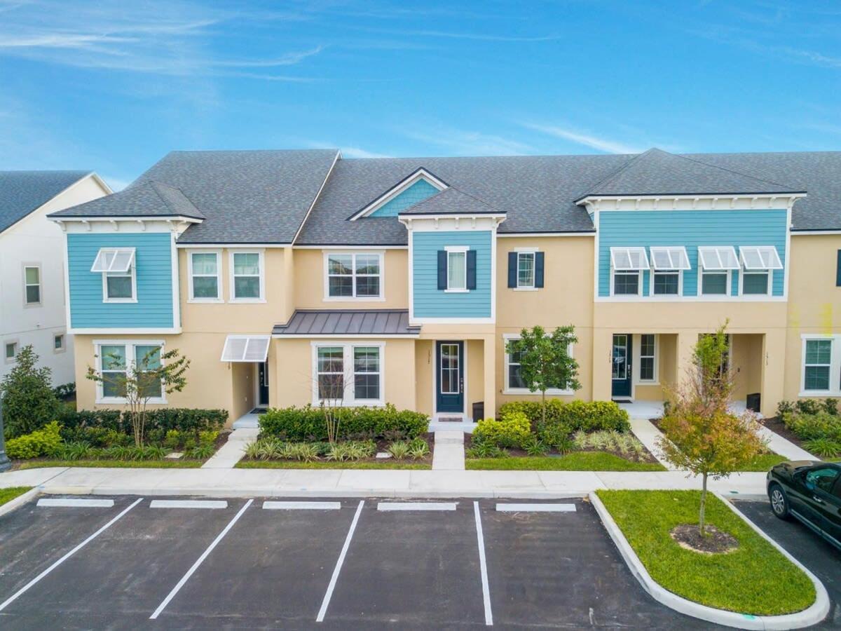 Holiday home Family Friendly Four Bedroom W/ Pool @solararesort 1517 Kissimmee