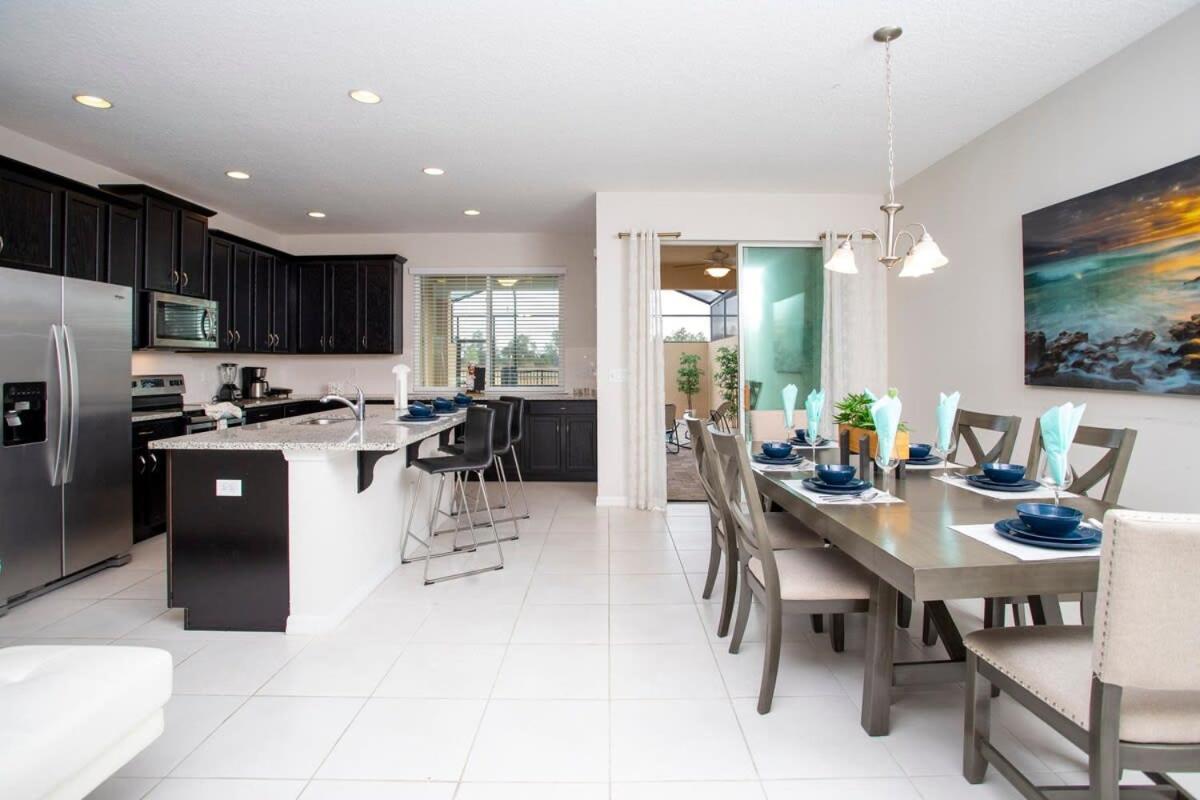 Family Friendly Four Bedroom W/ Pool @solararesort 1517 Holiday home Kissimmee